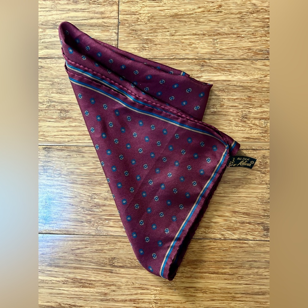 Ashear Vintage Pocket Square Scarf 100% Silk, Hand Rolled, 18.5" Made in Italy - Picture 12 of 16